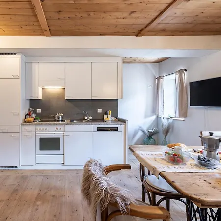 Guest house Zimmer Ustarea Spluga 3